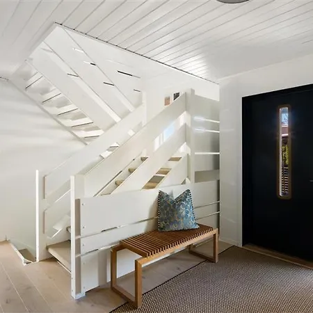 Vila Exclusive House During Ons, Prime Location, Just 6 Minutes By Bus To The Ons Exhibition, With Stunning Views Stavanger