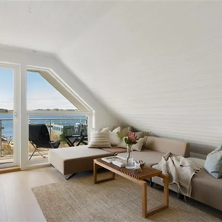 Vila Exclusive House During Ons, Prime Location, Just 6 Minutes By Bus To The Ons Exhibition, With Stunning Views Stavanger