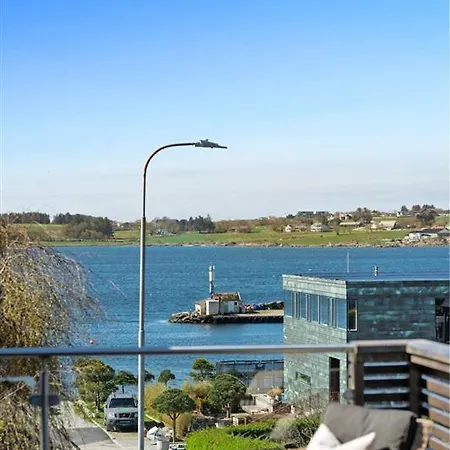 Vila Exclusive House During Ons, Prime Location, Just 6 Minutes By Bus To The Ons Exhibition, With Stunning Views Stavanger